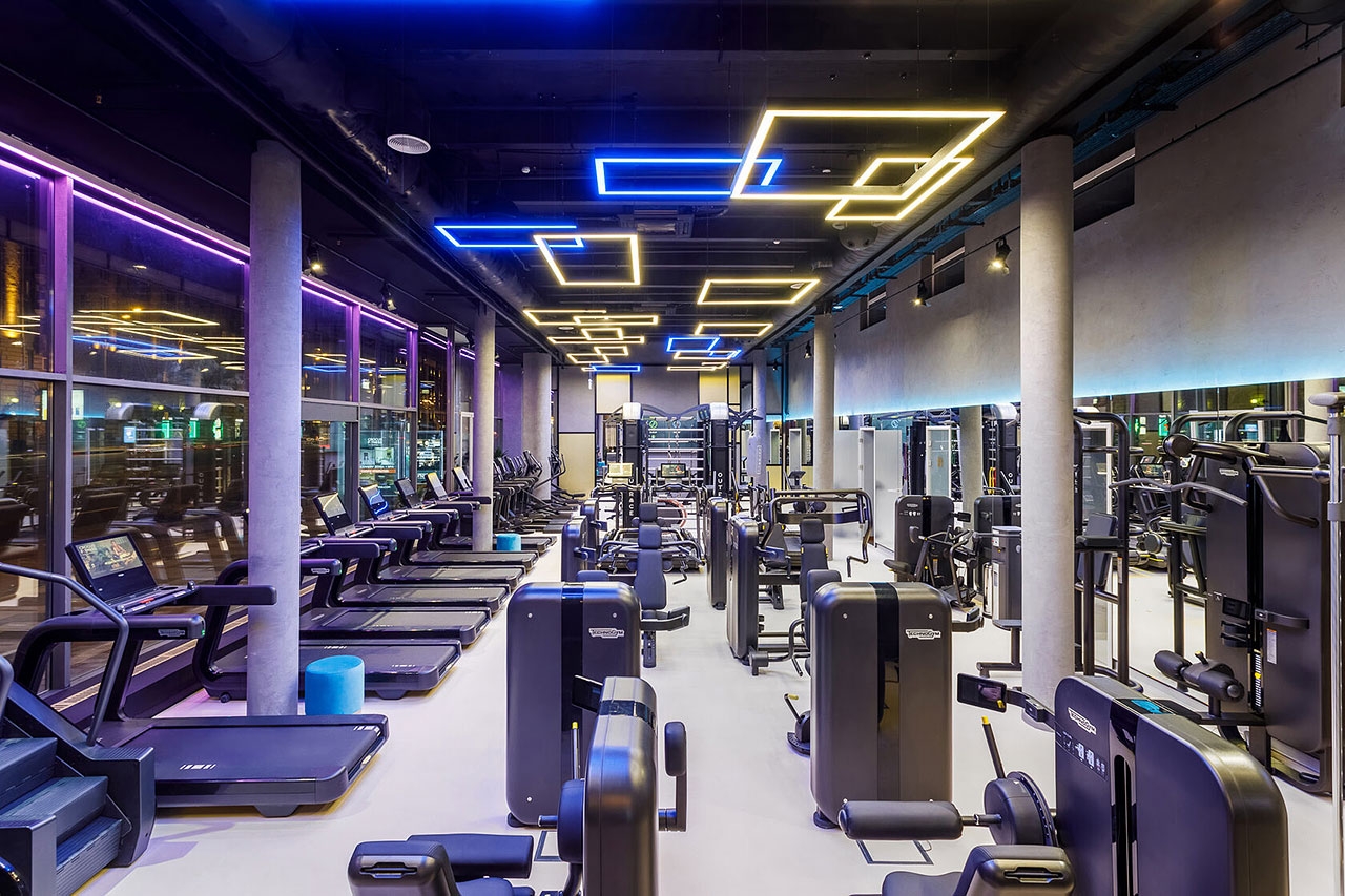 Crocus Fitness Курская