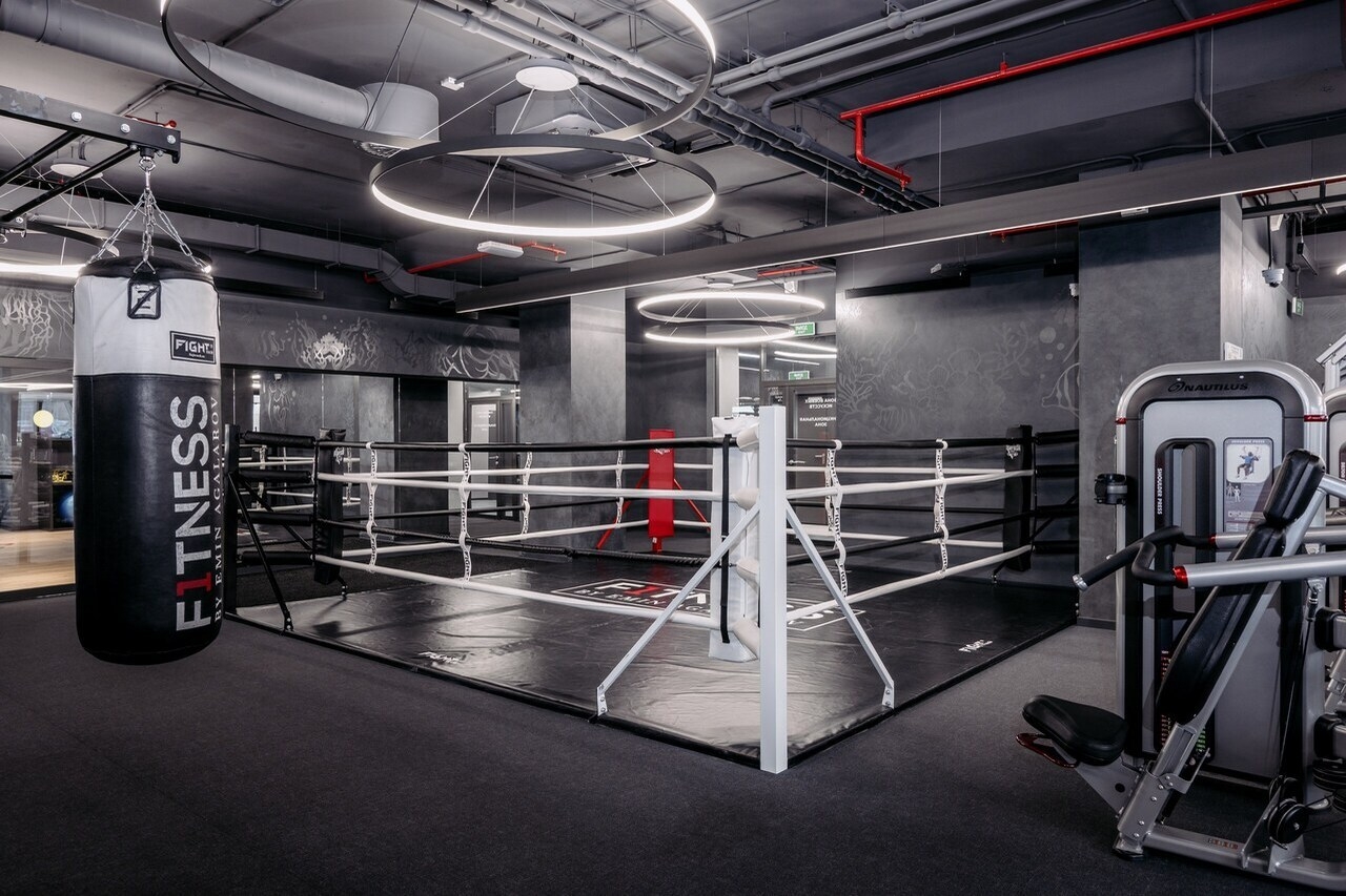 CROCUS FITNESS ИСКРА ПАРК