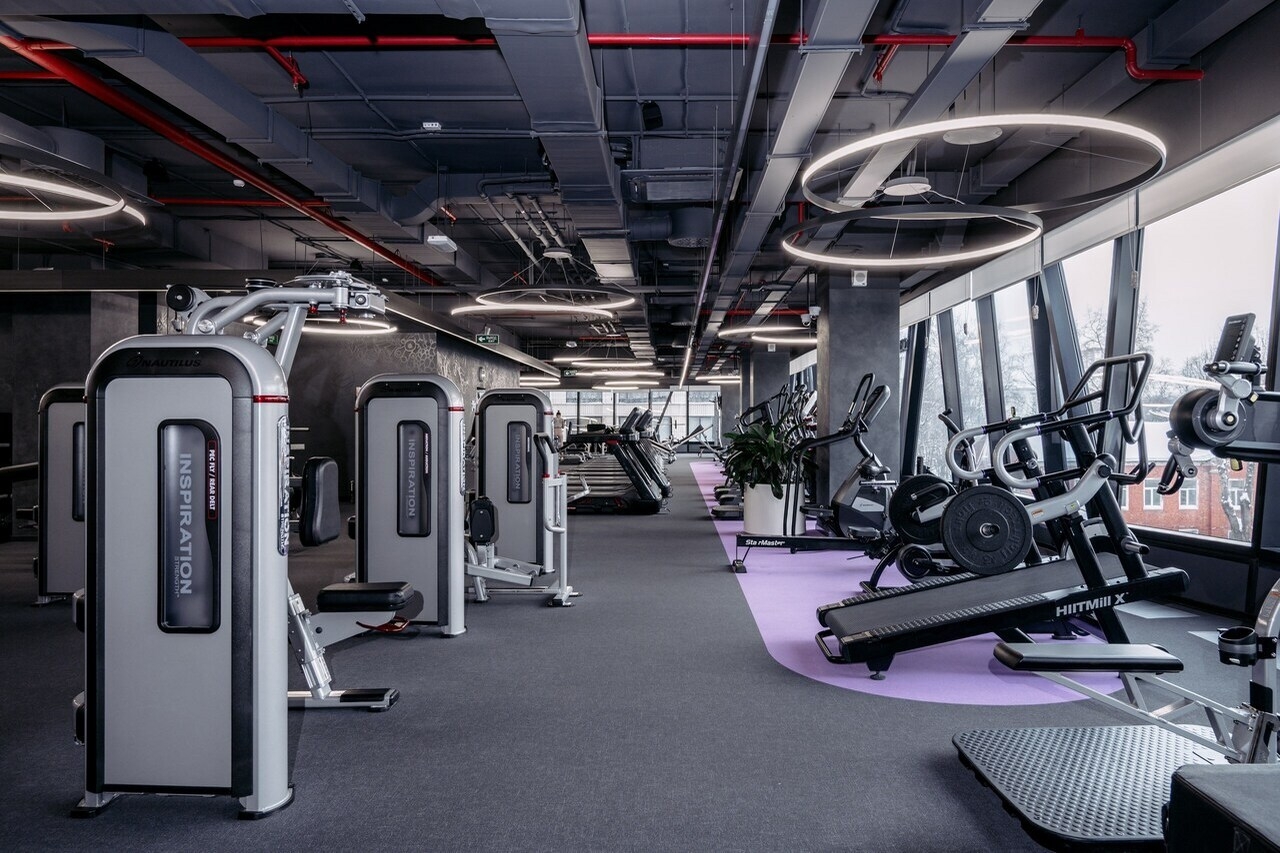 CROCUS FITNESS ИСКРА ПАРК
