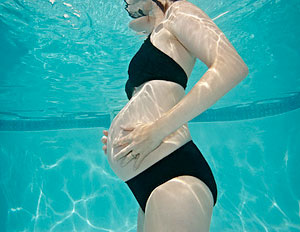Специальные уроки «Аква-мама» для беременных в фитнес-клубе Atlantis! Приобретать клубную карту не обязательно!