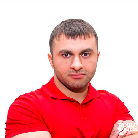 Лучший сотрудник «World Gym – Сургут» – инструктор тренажерного зала Камран Исаев