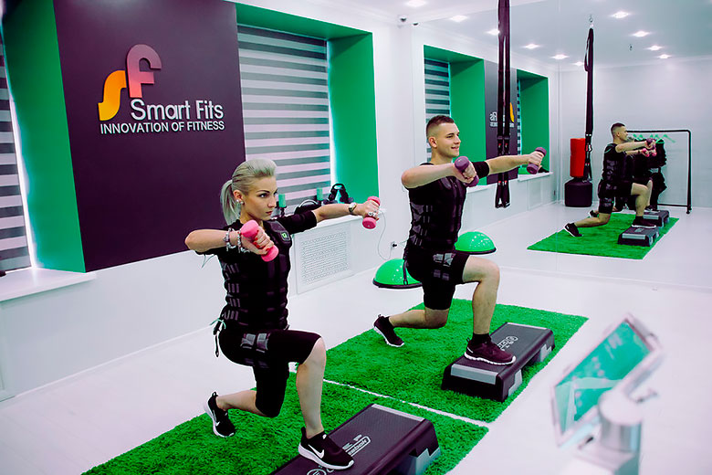 EMS-фитнес – новый вид персональных тренировок! Запишись на пробную тренировку в «Smart Fits Цветной бульвар»!